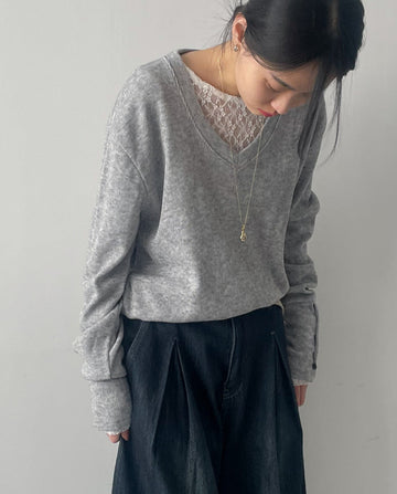 Alpha button V-neck loose fit knit